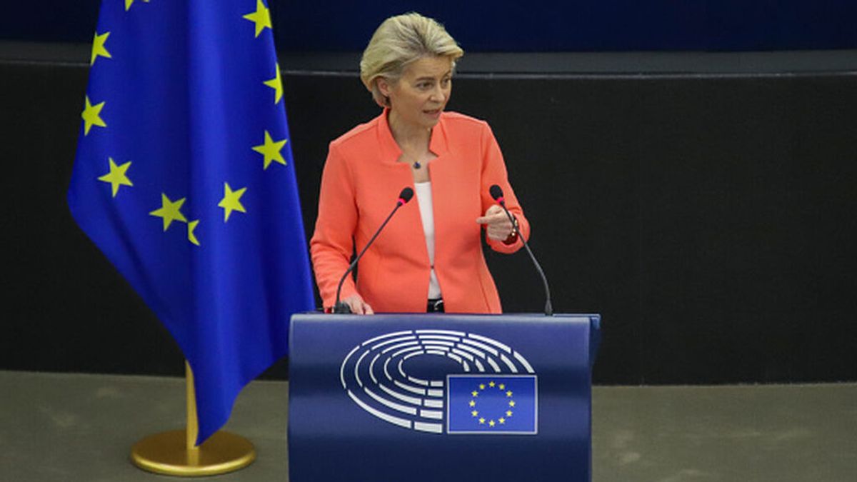 Bruselas respalda la postura francesa contra Estados Unidos y Australia Bruselas respalda la postura francesa contra Estados Unidos y Australia