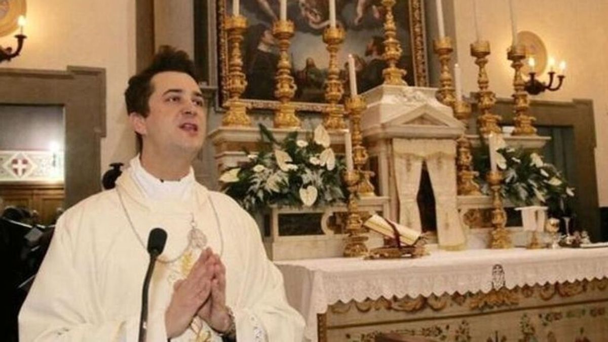 Detenido un sacerdote en Italia por traficar con drogas y organizar fiestas sexuales clandestinas