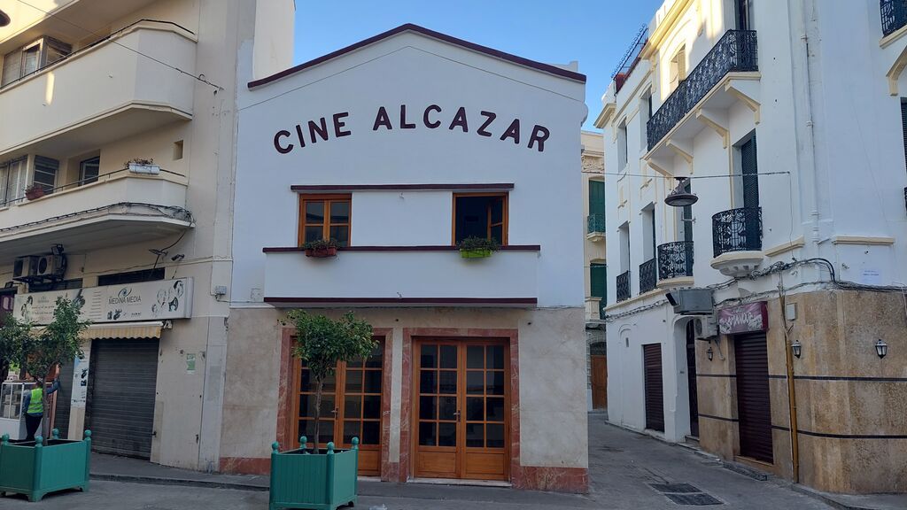 Fachada del rehabilitado cine Alcázar. Antonio Navarro Amuedo.