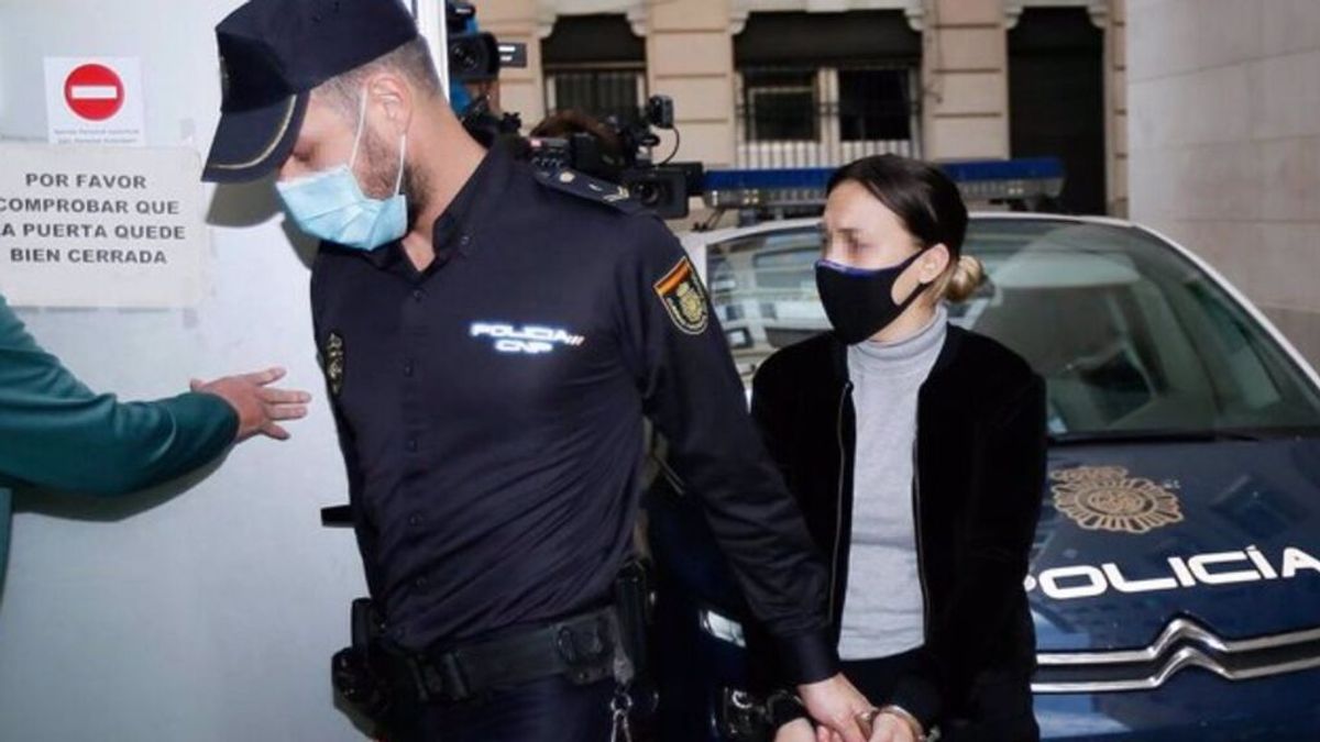 El TS confirma la prisión permanente revisable para la mujer que asesinó al hijo de acogida de su pareja en Alicante El TS confirma la prisión permanente revisable para la mujer que asesinó al hijo de acogida de su pareja en Alicante