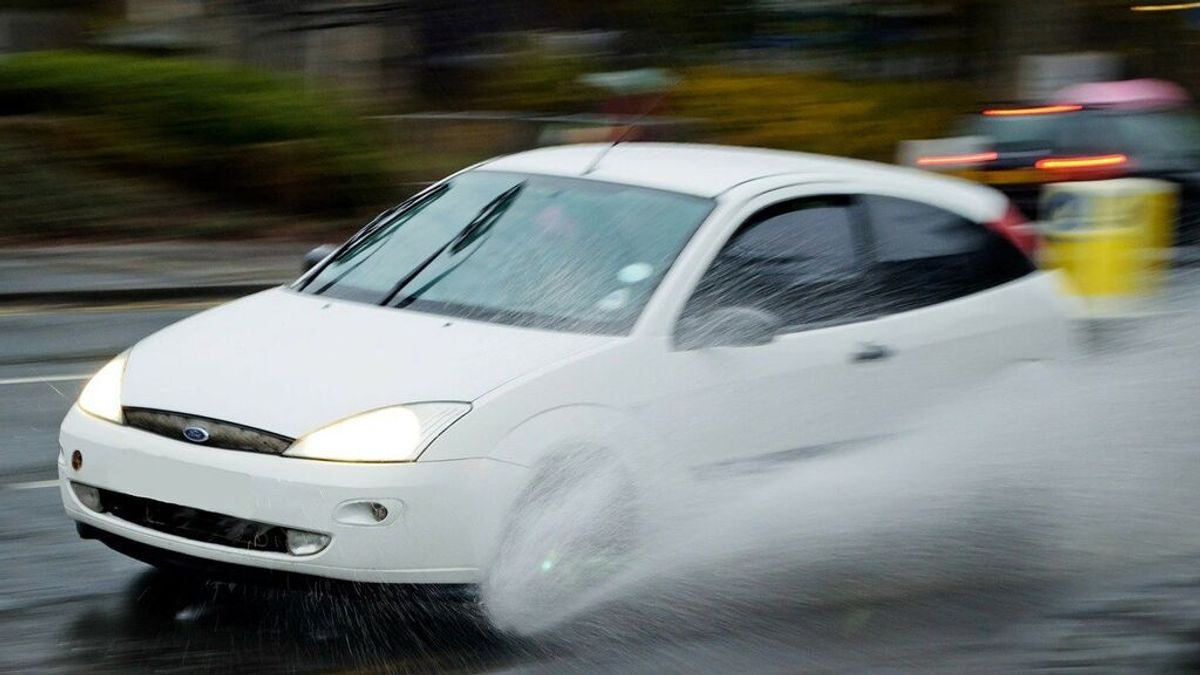Qué es el aquaplaning y cómo combatirlo Qué es el aquaplaning y cómo combatirlo