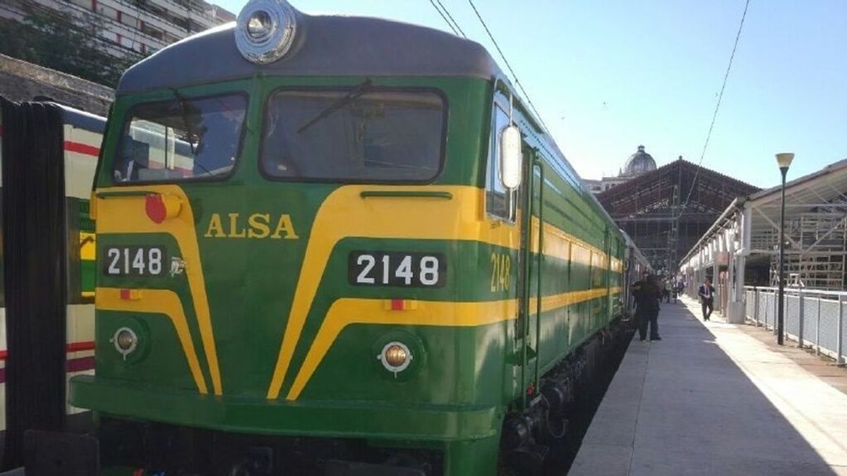 Madrid recupera este sábado el tren turístico de Felipe II tras el parón de la pandemia Madrid recupera este sábado el tren turístico de Felipe II tras el parón de la pandemia