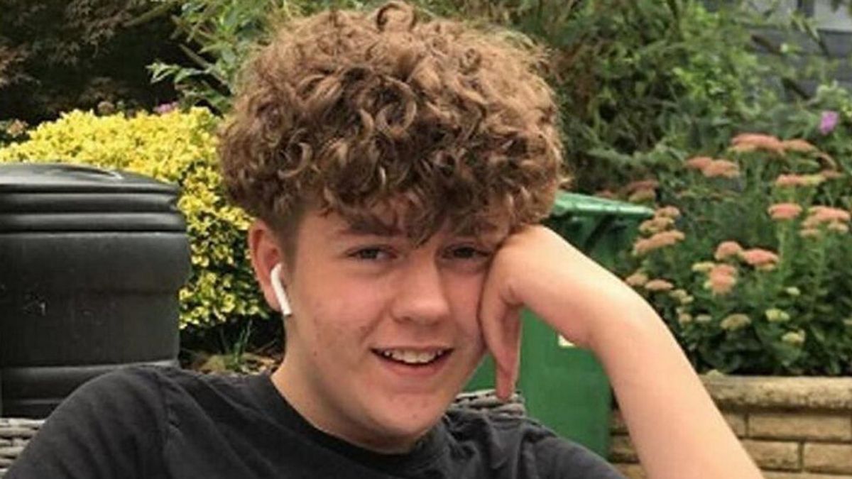 Condenan a tres adolescentes por matar a un menor autista en un parque de Reading (Inglaterra)