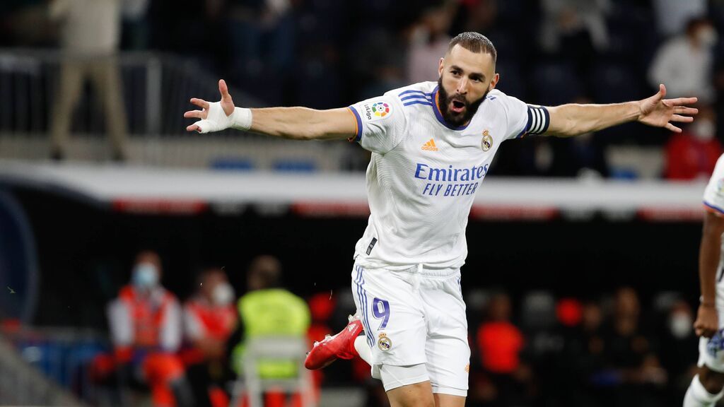 Ancelotti pone en marcha la candidatura de Benzema al Balón de Oro: "Es como el vino, cuanto más viejo, mejor"