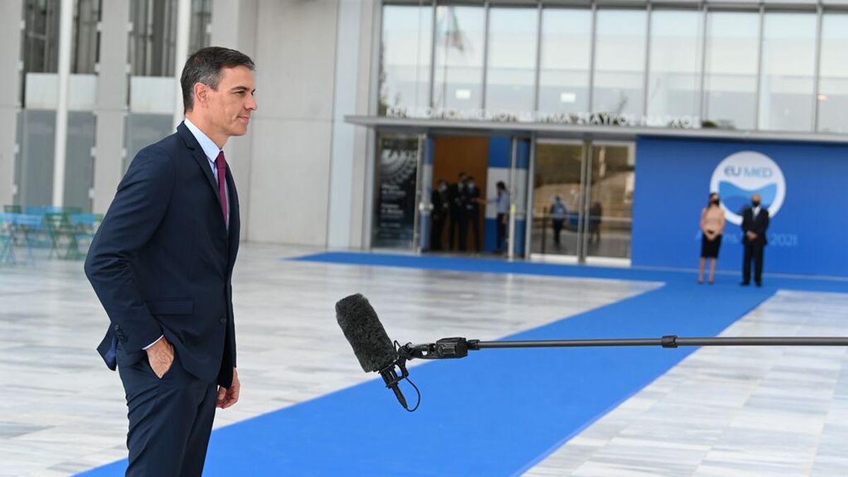 Sánchez felicita al SPD alemán los "magníficos" resultados y aboga por trabajar por "una Europa más fuerte" Sánchez felicita al SPD alemán los "magníficos" resultados y aboga por trabajar por "una Europa más fuerte"