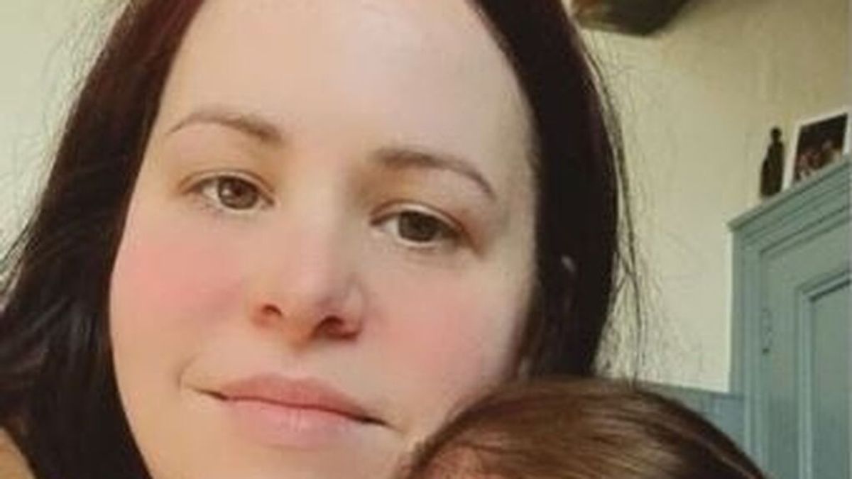 Esta mujer compró esperma por internet y se inseminó con un tutorial de Youtube Esta mujer compró esperma por internet y se inseminó con un tutorial de Youtube