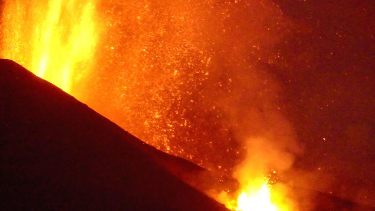 El cono del volcán de La Palma, derrumbado: las consecuencias de esta rotura