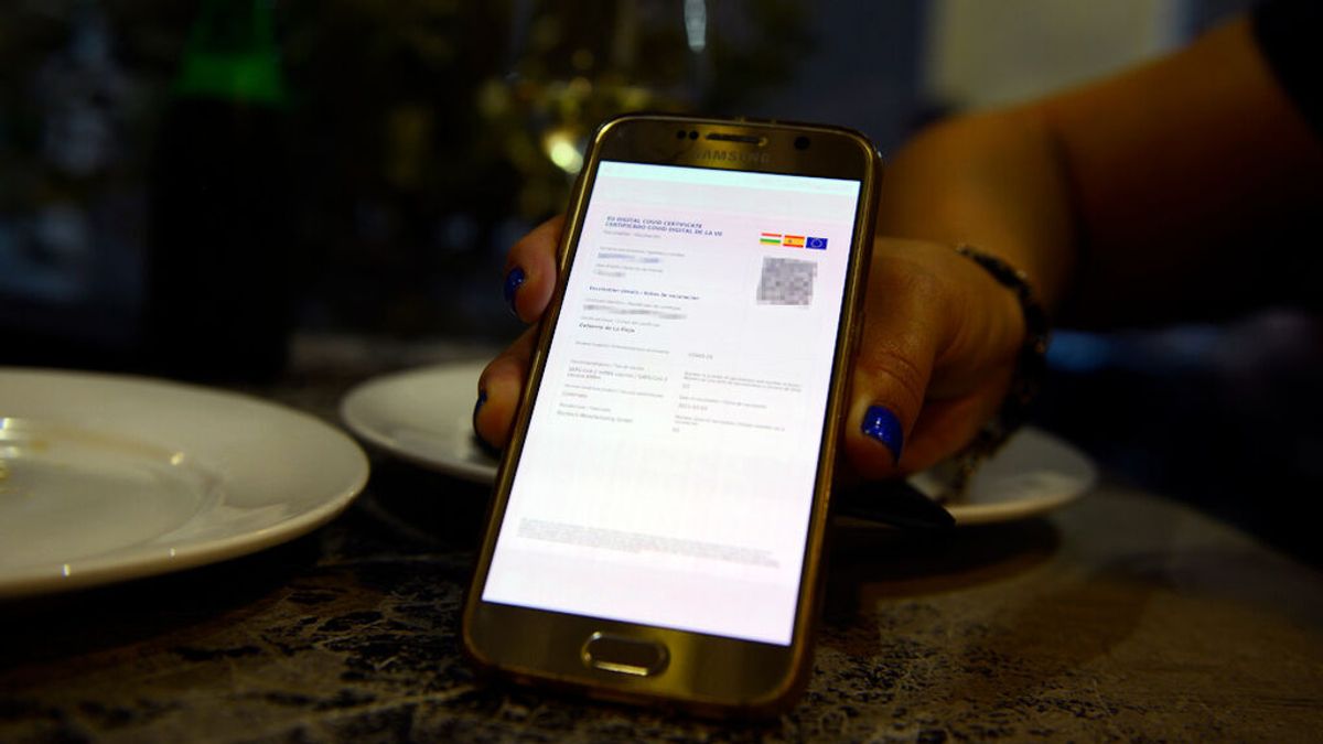 Galicia quiere volver a pedir el certificado de vacunación en los locales de ocio nocturno Galicia quiere volver a pedir el certificado de vacunación en los locales de ocio nocturno