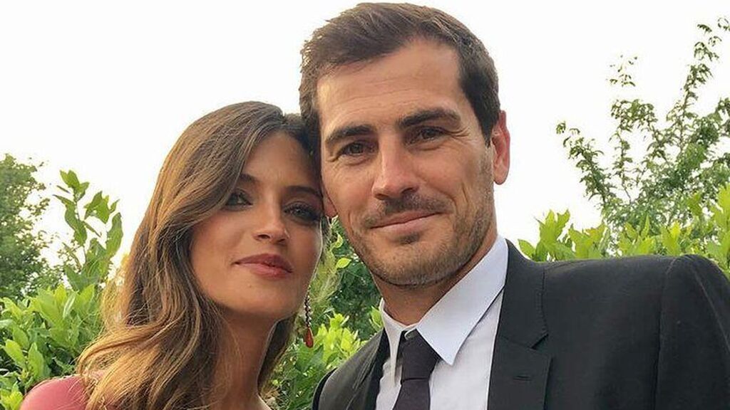 Casillas presume de elegancia y se lleva otro ‘piropo’ de Sara Carbonero: "Espejito, espejito"
