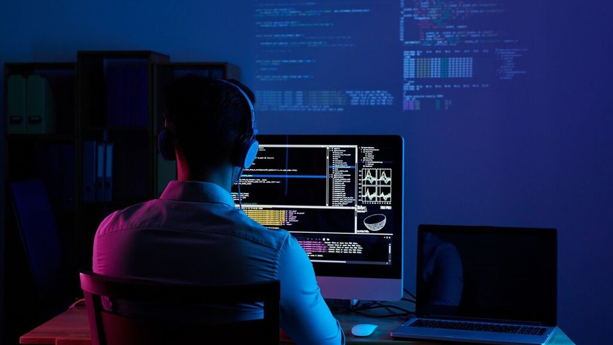 Profesionales en paro y ofertas que no se cubren: la paradoja del talento digital en España Profesionales en paro y ofertas que no se cubren: la paradoja del talento digital en España