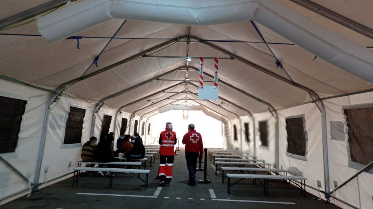 Una nueva patera con 14 personas eleva a 95 los migrantes rescatados en Alicante en solo 12 horas Una nueva patera con 14 personas eleva a 95 los migrantes rescatados en Alicante en solo 12 horas