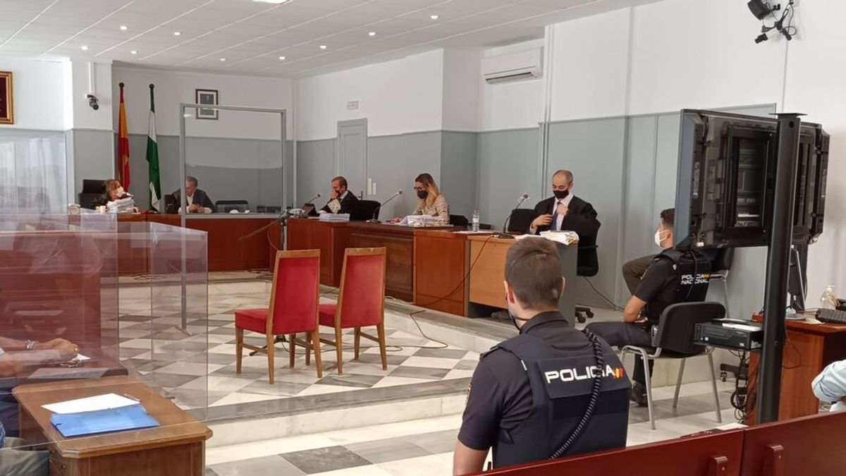 El hombre que mató a su pareja y se deshizo del cuerpo en la basura en Almería reconoce los hechos en sala