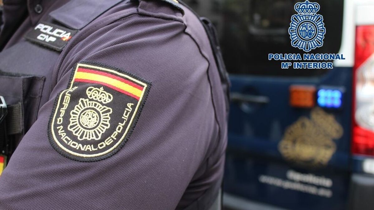 Detenido un enfermero de la Universidad Carlos III (Madrid) por grabar con cámara oculta partes íntimas a 200 pacientes Detenido un enfermero de la Universidad Carlos III (Madrid) por grabar con cámara oculta partes íntimas a 200 pacientes