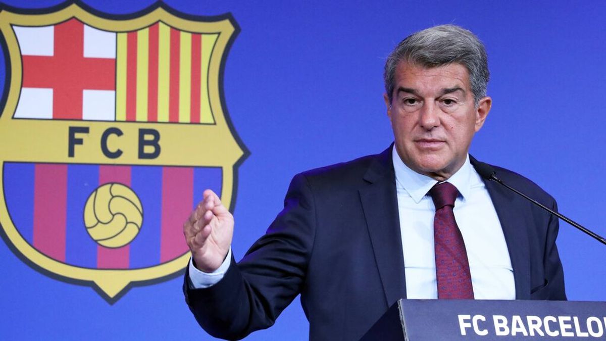 La encrucijada económica de Laporta: ajustarse al límite salarial o arriesgar para salvar el proyecto deportivo La encrucijada económica de Laporta: ajustarse al límite salarial o arriesgar para salvar el proyecto deportivo