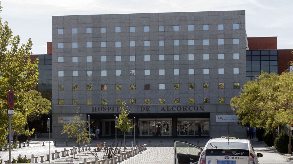 EuropaPress_2414548_entrada_principal_hospital_alcorcon_madrid