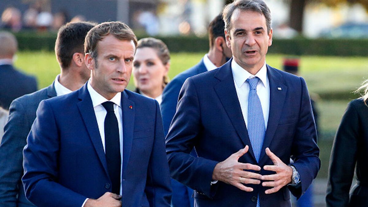 Francia vende material militar a Grecia por 5.000 millones de euros Francia vende material militar a Grecia por 5.000 millones de euros