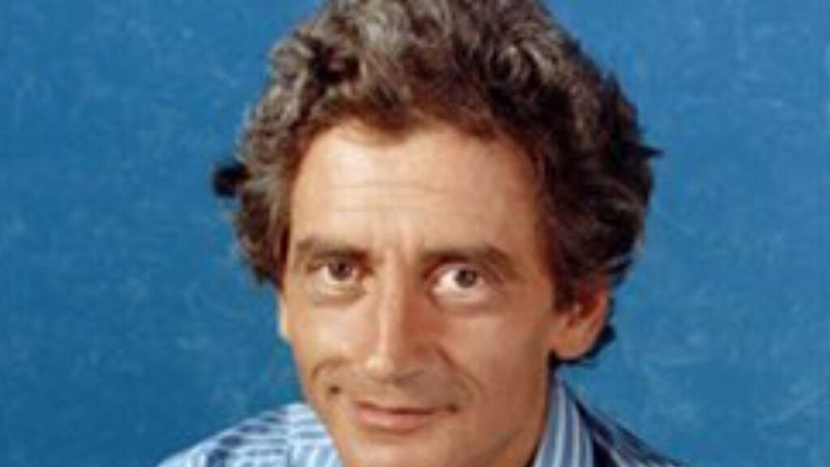 Muere Antonio Gasset, mítico presentador de 'Días de Cine: sus ironías en la televisión, inolvidables
