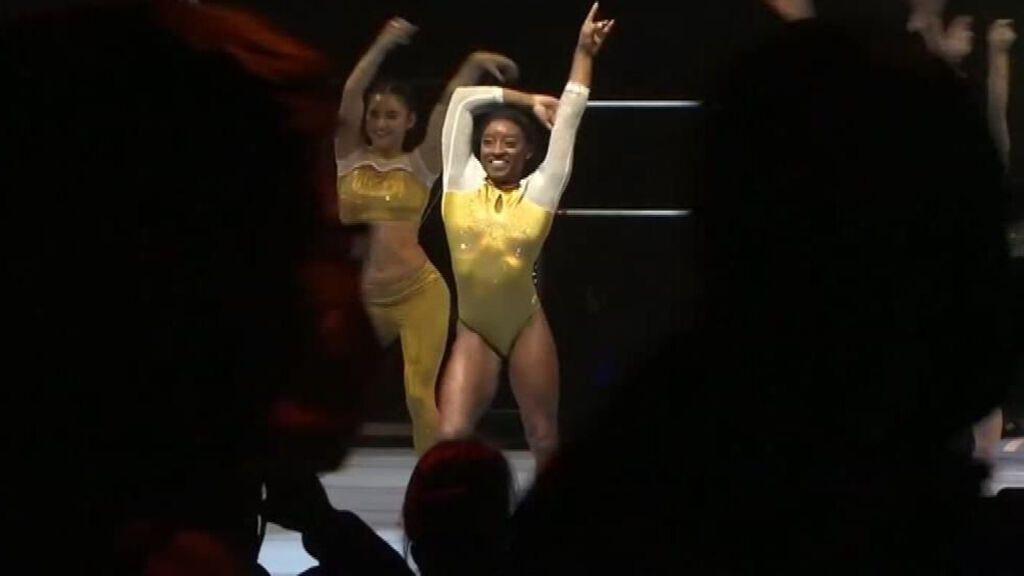 Simone Biles inicia la gira 'Gold Over America'