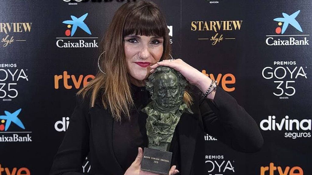 Rozalén, con su premio Goya a la mejor canción original