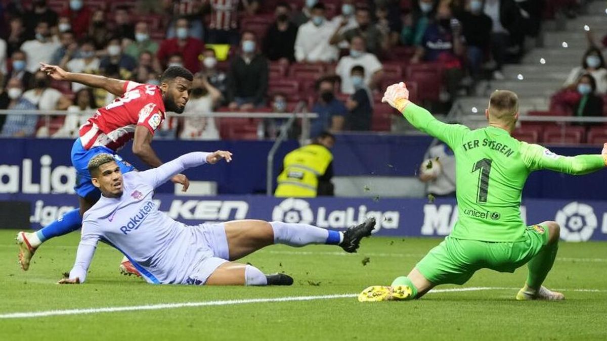 Atleti - Barça: así fu el minuto a minuto de la victoria de los rojiblancos (2-0) Atleti - Barça: así fu el minuto a minuto de la victoria de los rojiblancos (2-0)