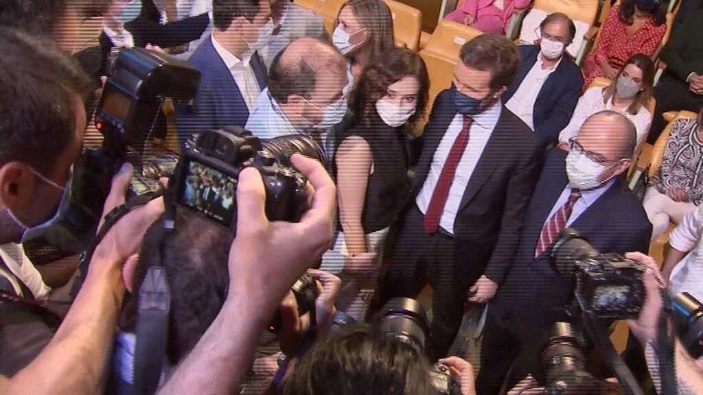 Casado y Ayuso se reencuentran en la convención de Valencia