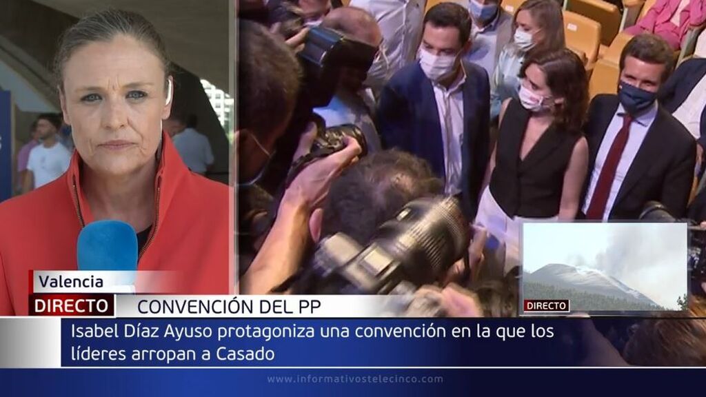 Isabel Díaz Ayuso se queda con la calle y Pablo Casado con el partido
