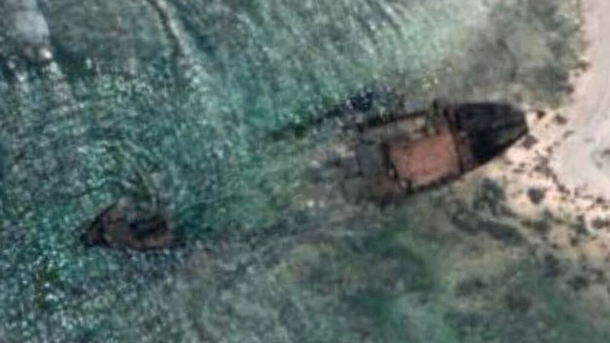 Descubre en Google Maps el naufragio de un barco en la isla de una tribu desconocida