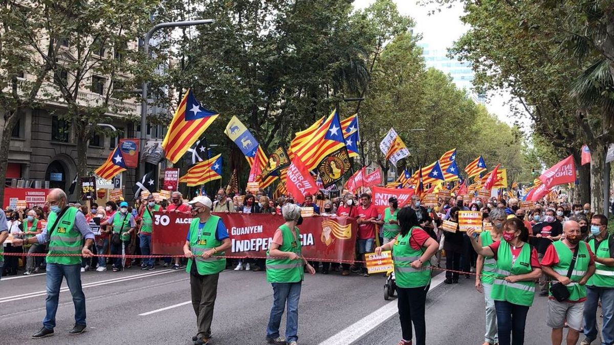 1.200 independentistas reivindican el 1-O en una protesta en la avenida Diagonal de Barcelona