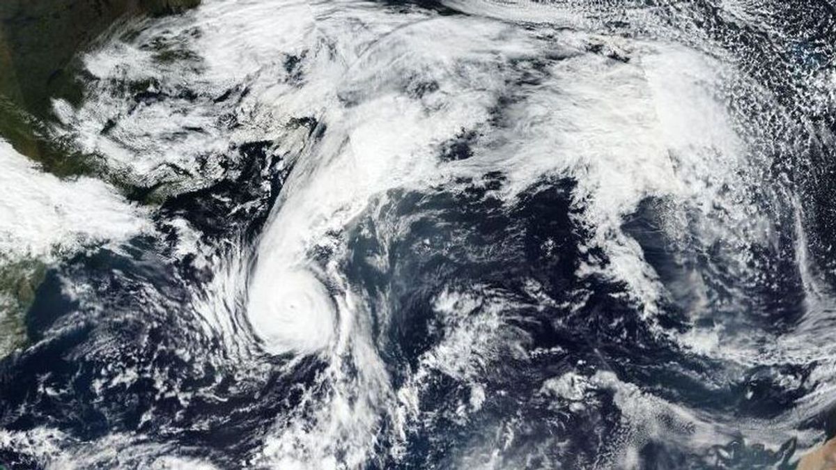 El huracán Sam realizará una transición extratropical a medida que se acerca a Europa