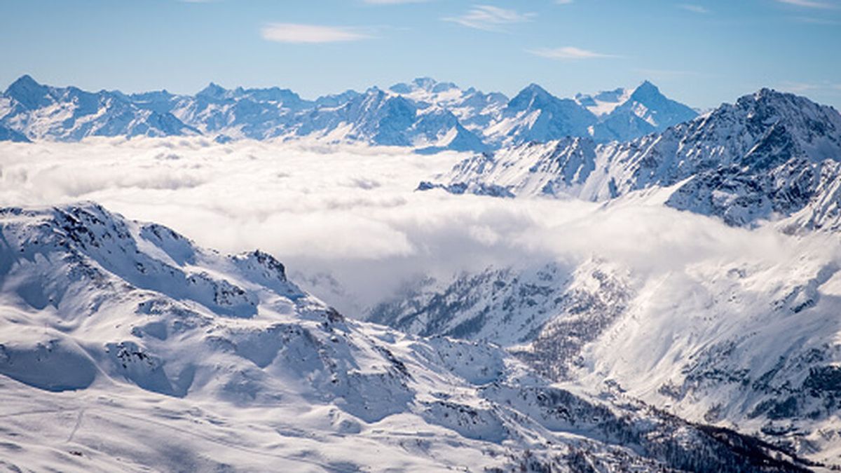 Los Pirineos, completamente blancos tras una copiosa nevada
