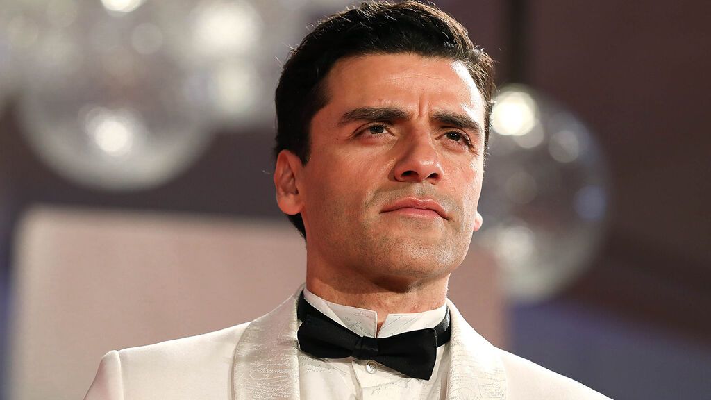 Oscar Isaac, en la alfombra roja del festival de Venecia (2021)