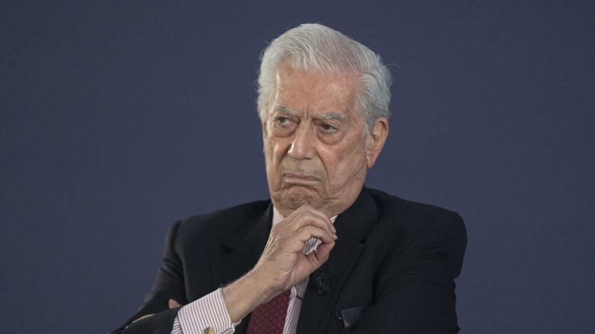 Vargas Llosa gestionó sus derechos de autor con una sociedad offshore, según los Papeles de Pandora Vargas Llosa gestionó sus derechos de autor con una sociedad offshore, según los Papeles de Pandora