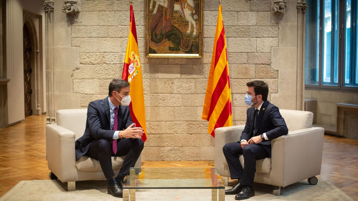 Aragonès pide por carta a Sánchez una "propuesta urgente" para Rodalies mientras no se traspase Aragonès pide por carta a Sánchez una "propuesta urgente" para Rodalies mientras no se traspase