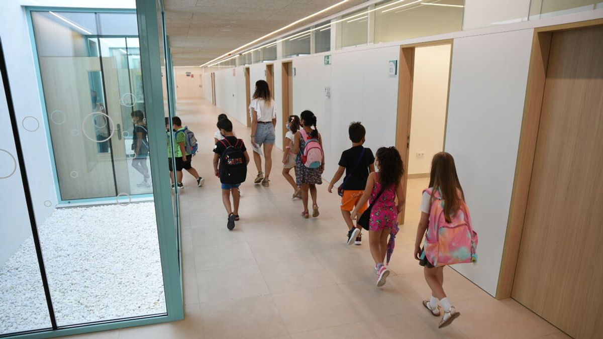 El 87% de los colegios concertados cobra cuota: 202 euros en Cataluña, 133 en Madrid o 84 en País Vasco El 87% de los colegios concertados cobra cuota: 202 euros en Cataluña, 133 en Madrid o 84 en País Vasco
