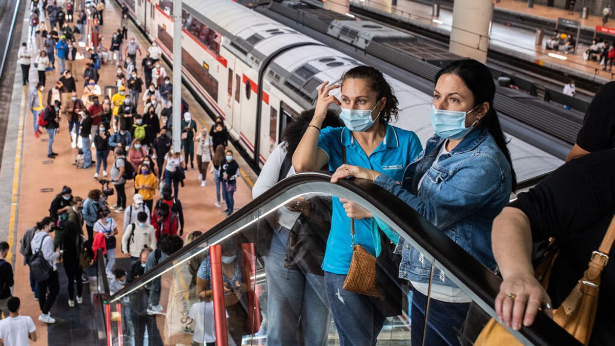El sindicato de maquinistas desconvoca la huelga tras llegar a un acuerdo con Renfe El sindicato de maquinistas desconvoca la huelga tras llegar a un acuerdo con Renfe