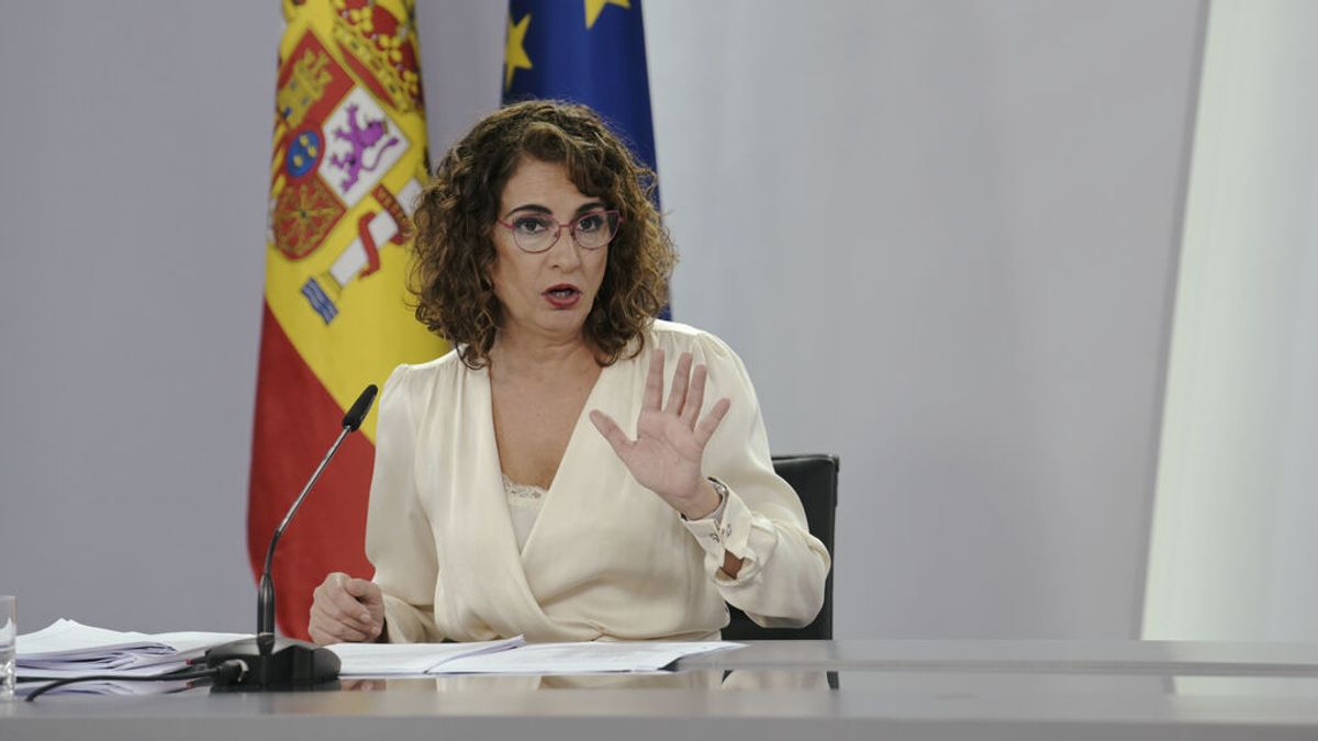 Crisis energética: El Gobierno reserva un “colchón” en los Presupuestos para intentar frenar nuevas subidas con más recortes de impuestos Crisis energética: El Gobierno reserva un “colchón” en los Presupuestos para intentar frenar nuevas subidas con más recortes de impuestos