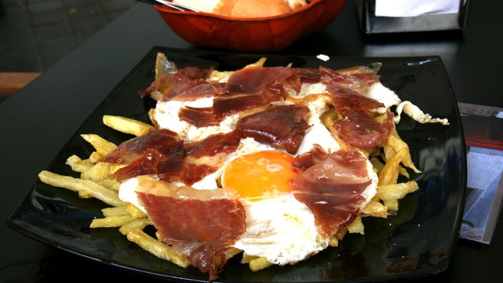Huevos rotos.