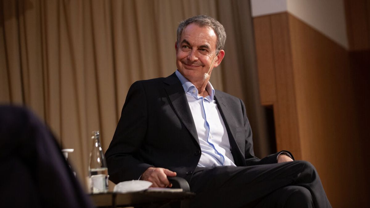 Zapatero afirma que la situación de Puigdemont es un "factor importante" para el diálogo