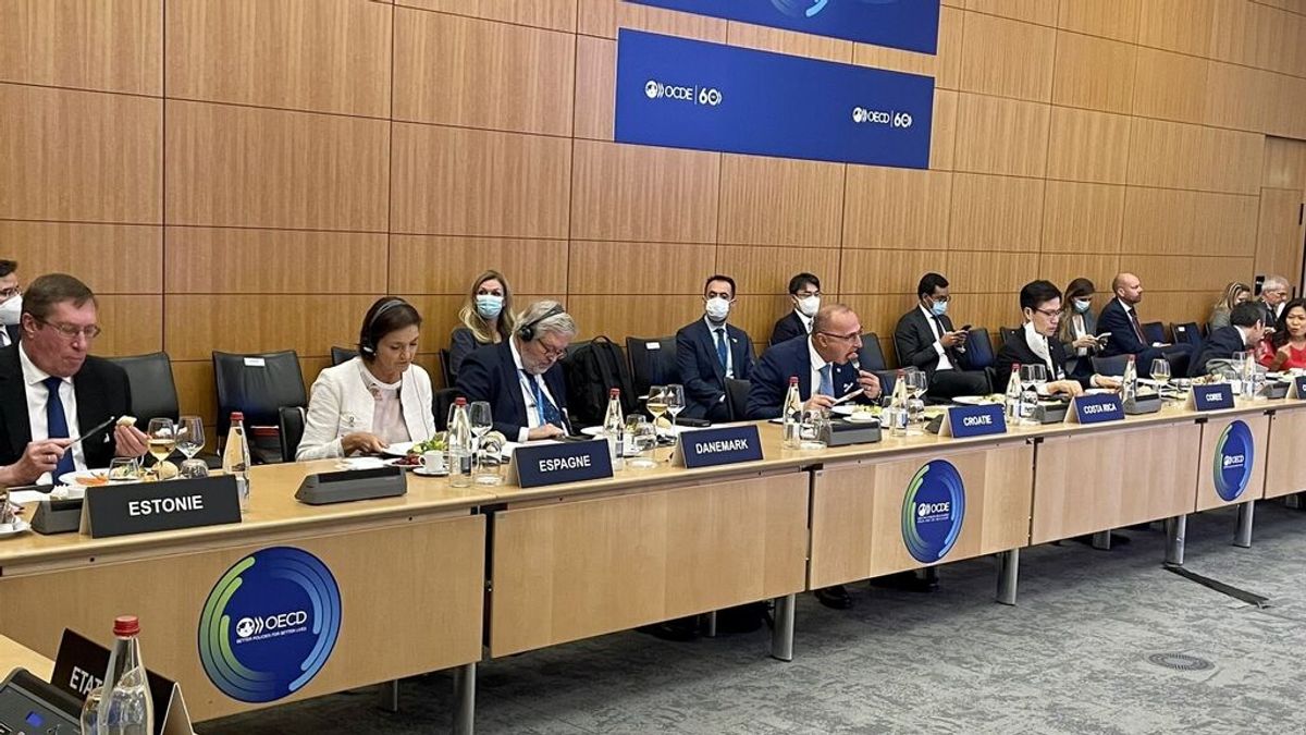 La OCDE logra un acuerdo con 136 países para gravar las multinacionales con un impuesto del 15% La OCDE logra un acuerdo con 136 países para gravar las multinacionales con un impuesto del 15%