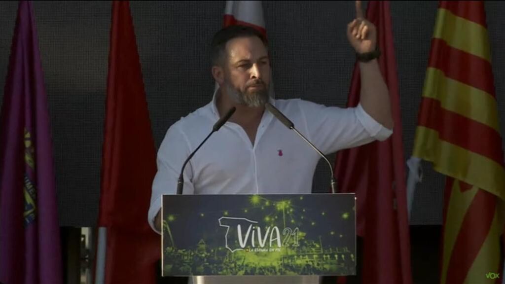 Abascal se mofa de Biden y le califica de "lamentable" por "atacar la gran obra de la Hispanidad"