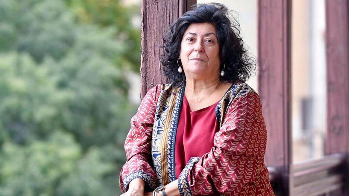 Almudena Grandes anuncia que padece cáncer He tenido que escribir algunos artículos muy complicados a lo largo de mi vida. Ninguno como este Almudena Grandes anuncia que padece cáncer He tenido que escribir algunos artículos muy complicados a lo largo de mi vida. Ninguno como este