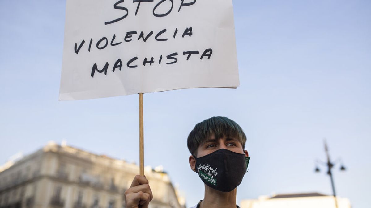 42.000 personas reclaman que masturbarse ante un adulto en espacios públicos sea delito 42.000 personas reclaman que masturbarse ante un adulto en espacios públicos sea delito