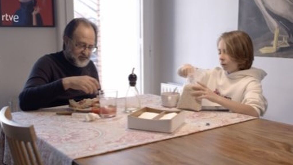 Luismi, desayunando con Darío