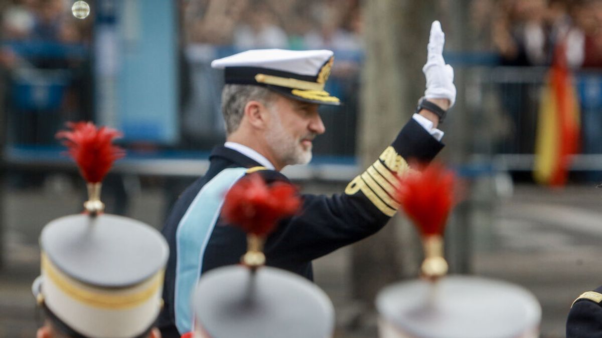 Los Reyes presiden este martes el desfile del 12-O, en el que participan 2.656 militares, 68 aeronaves y 115 vehículos
