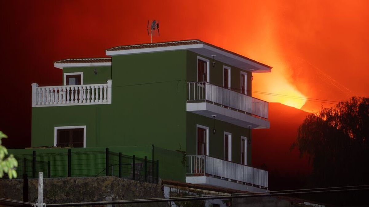 El Cabildo de La Palma habilita una herramienta para localizar casas bajo la lava El Cabildo de La Palma habilita una herramienta para localizar casas bajo la lava