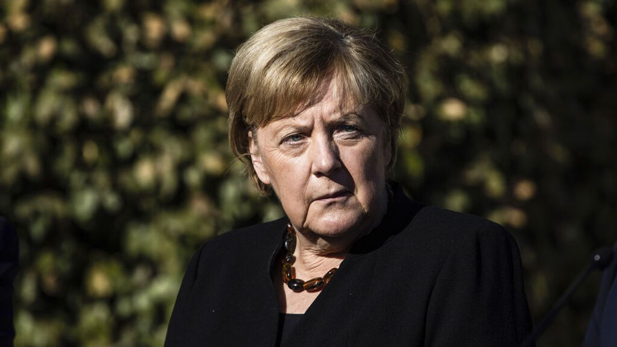 En directo: Angela Merkel recibe el premio Carlos V en el Monasterio de Yuste En directo: Angela Merkel recibe el premio Carlos V en el Monasterio de Yuste
