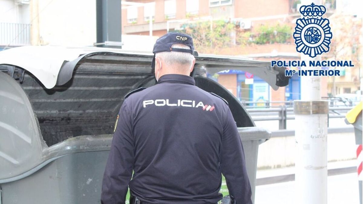 policia contenedor policia contenedor