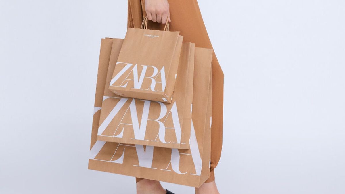 Inditex cobrará diez céntimos por sus bolsas a partir de este lunes Inditex cobrará diez céntimos por sus bolsas a partir de este lunes