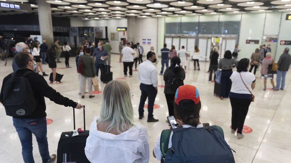 EEUU permitirá a partir del 8 de noviembre la entrada de extranjeros con la pauta completa de vacunación EEUU permitirá a partir del 8 de noviembre la entrada de extranjeros con la pauta completa de vacunación