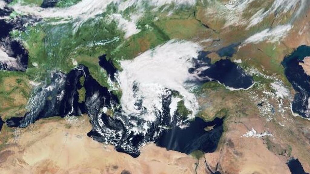 La tormenta severa Ballos pone en alerta roja a Grecia y amenaza con inundaciones